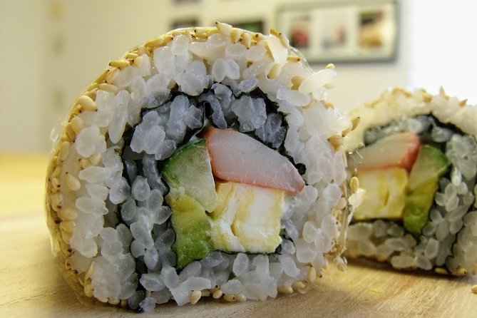 3-Hour Small-Group Sushi Making Class in Tokyo - What the three hours really give you