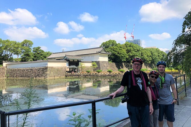 3h Tokyo E-Bike Tour: Hidden Gems, and Local Life with guide - Local streets reveal the Tokyo between attractions