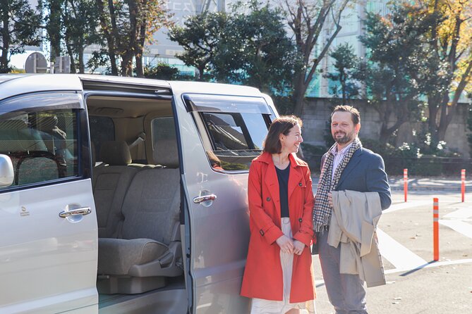 Airport transfer: Narita, Haneda (Tokyo), HND-NRT Airport shuttle - Choosing between a Toyota Alphard and a Toyota Hiace