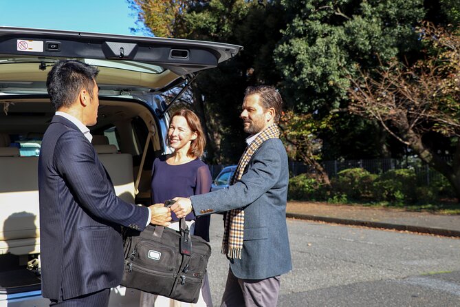 Airport transfer: Narita, Haneda (Tokyo), HND-NRT Airport shuttle - Haneda, Narita, and the airport-to-airport option