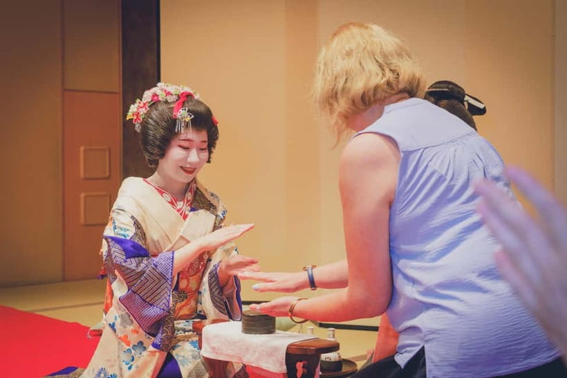 Asakusa: Geisha Performance and Tea House Experience - Matcha, seasonal sweets, and time for questions