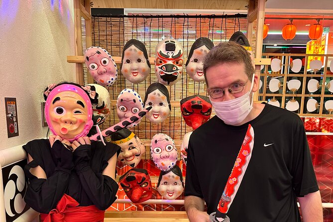 Asakusa's Historic Treasures - Miley’s guiding style and group size