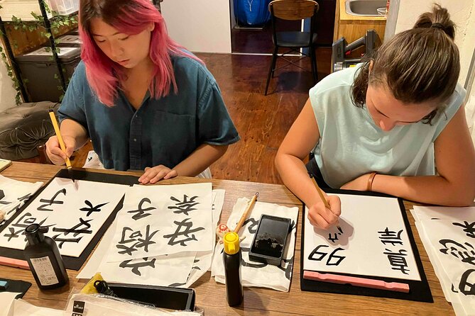 Calligraphy Culture SHODO Experience in Tokyo - Teachers Sachie and Zuisen shape the experience