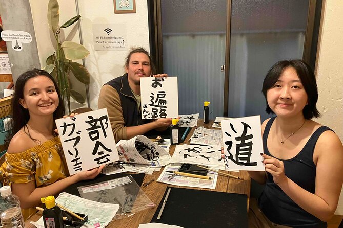 Calligraphy Culture SHODO Experience in Tokyo - Starting with brush, posture, and basic lines