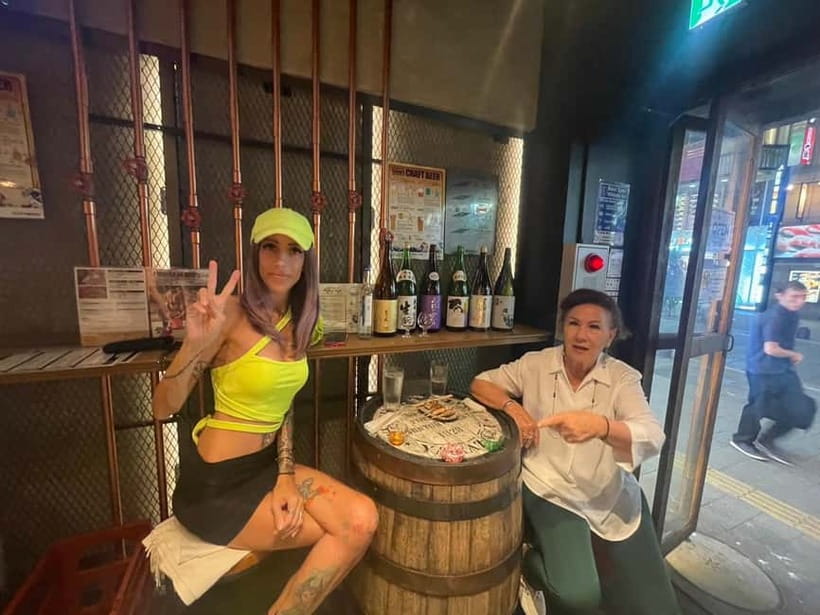 Casual Japanese sake tasting and snack experience, Kabukicho - What the tasting sequence feels like