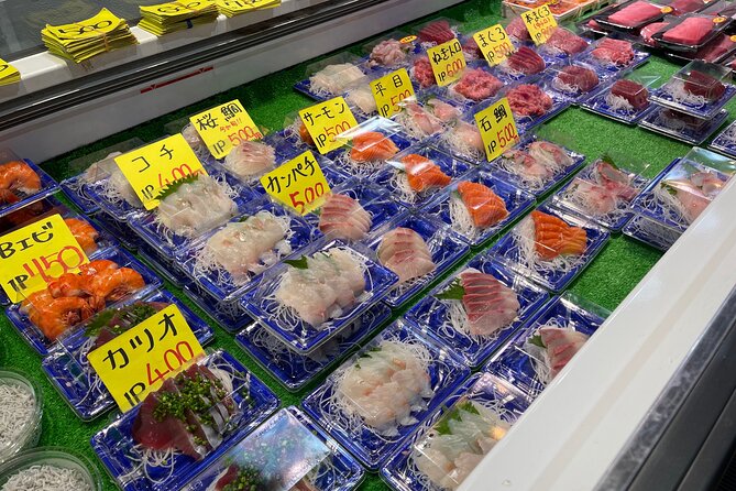 Classic Tsukiji Food Tour - The outer market’s seafood specialists