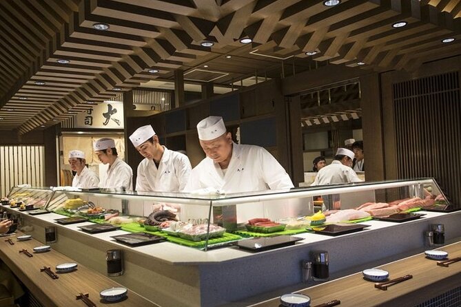 Complete Tuna Auction & Toyosu Fish Market Tour - 5:00 to 6:30 a.m., following the auction from inspection to sale