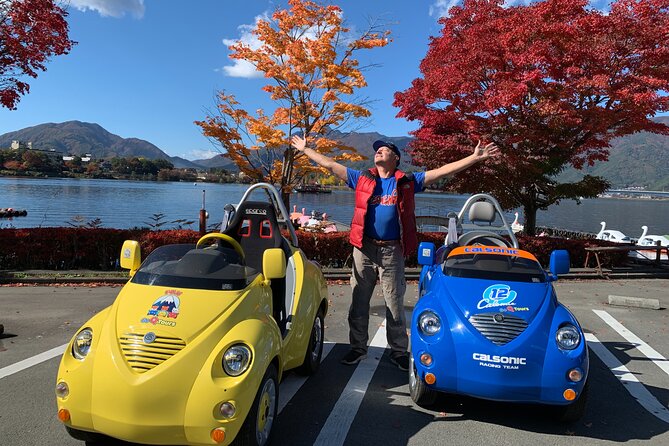 Cute & Fun E-Car tour following guide around Lake Kawaguchiko - Why a Q car changes the Kawaguchiko outing
