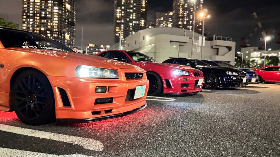 Daikoku & Tokyo JDM Night Tour in R34 or TopSecret R35 GT-R - Rainbow Bridge on the way back