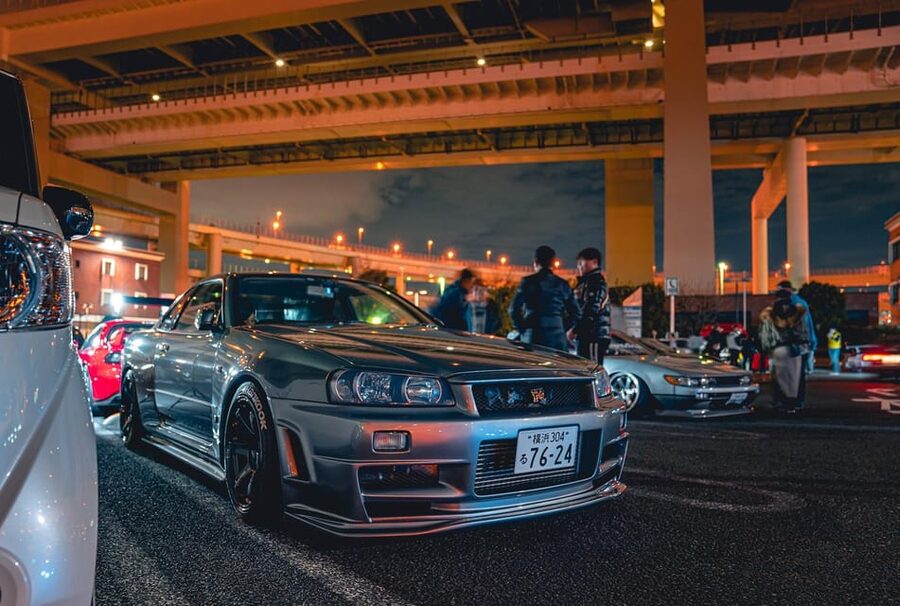 Daikoku & Tokyo Private JDM Tour by 700HP R34 GT-R - Daikoku PA and the Japanese car-meet scene