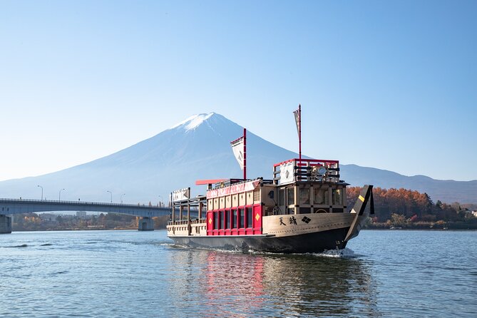 Discover Mt. Fuji 5th Station & Kawaguchiko Sightseeing Day Tour - Bus changes, meeting points, and luggage