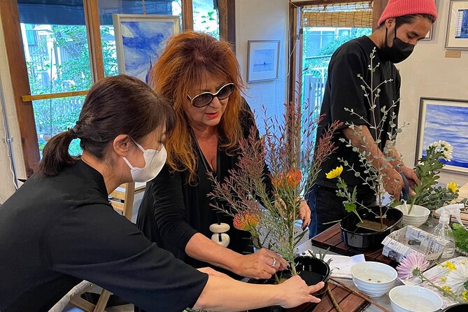 Discover the Art of Ikebana in Tokyo’s Historic Yanaka District - Yuyake Dandan and the Walk Back