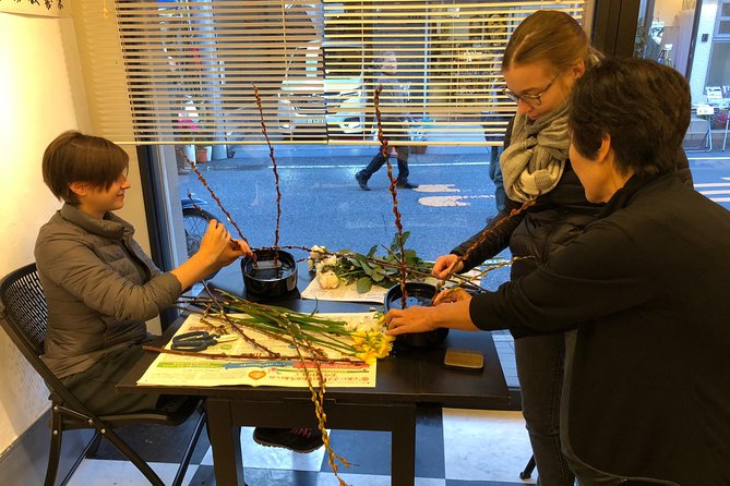 Discover the Art of Ikebana in Tokyo’s Historic Yanaka District - What the $108.99 Price Really Covers
