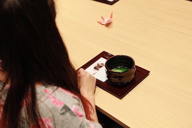 EDOCCO Tea House–A Quick Dive into Japanese Traditional Culture - Trying on a kimono for an Edo-style photo