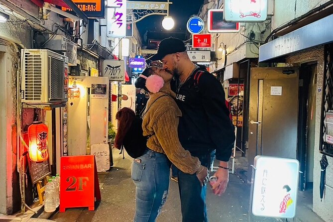 ENJOY-ALL-SHINJUKU《Red Light District Walking》with DEEPest info! - Hanazono Shrine provides a quiet pause