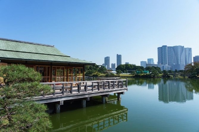 Freely set up plans Guided Private Tours in Tokyo - Meiji Jingu: quiet woodland and imperial tradition