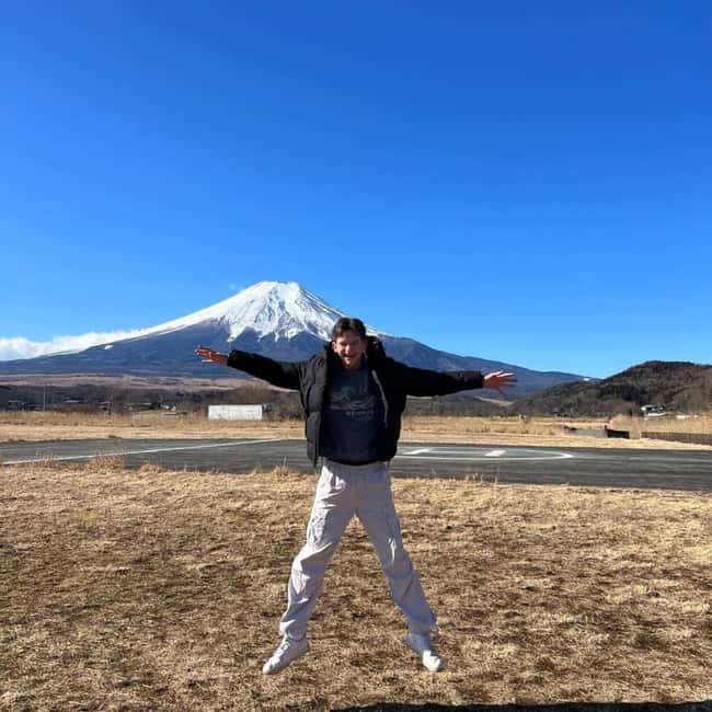 From Tokyo: Mt Fuji Private Day Tour In Luxury Land Cruiser - Lake Kawaguchi and the Fuji Five Lakes region