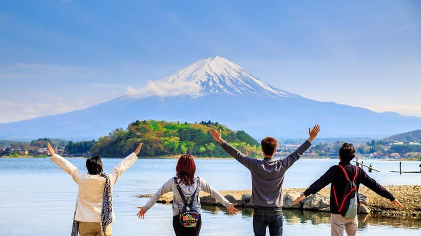 From Tokyo: Must-Visit Mount Fuji Highlight Full-Day Tour - Lawson Fujikawaguchiko, useful stop or Instagram detour?