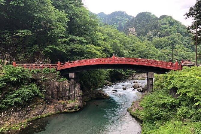 From Tokyo: Nikko Toshogu Shrine and Kegon Waterfall Tour - Iroha-zaka: let the driver handle the mountain road