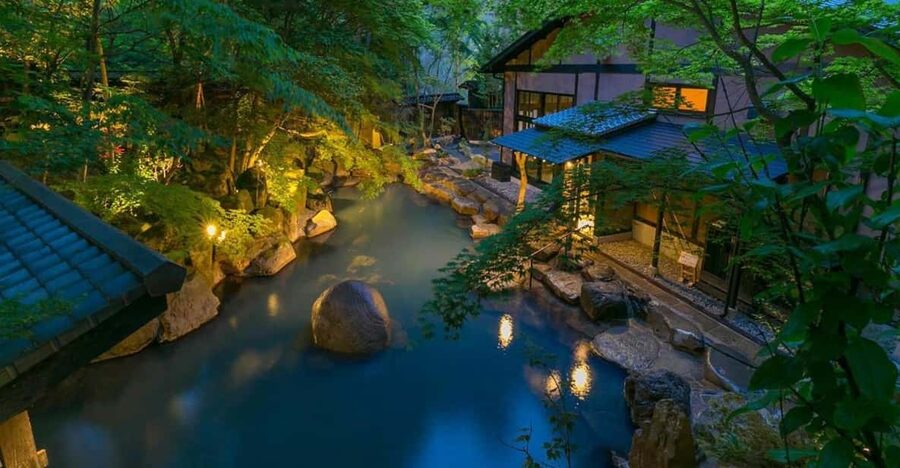 From Tokyo: Private Tour to Fuji/Hakone - Onsen, Art, Nature - Viewpoints where Fuji may appear