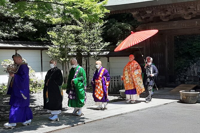 Full Day Hiking Tour at Mt.Takao including Hot Spring - Descending, then soaking at Takaosan Onsen