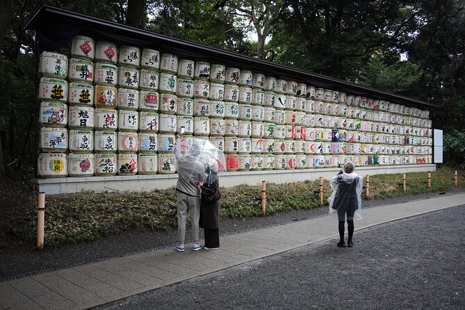 Full Tokyo: Meiji Shrine, Imperial Palace, Asakusa & Skytree - Two hours in Asakusa and Senso-ji