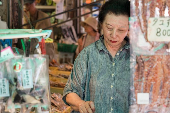 Inside Tokyo’s Kitchen: Tsukiji Market, Food & Culture Tour - The food is the main value