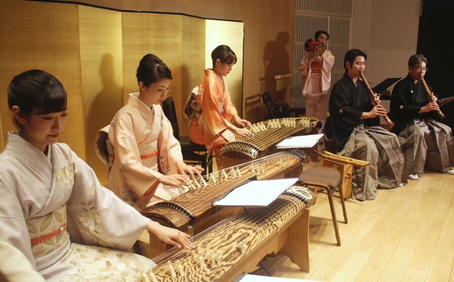 Japanese Traditional Music Show in Tokyo - Ancient sounds, modern arrangements, and the surprise song