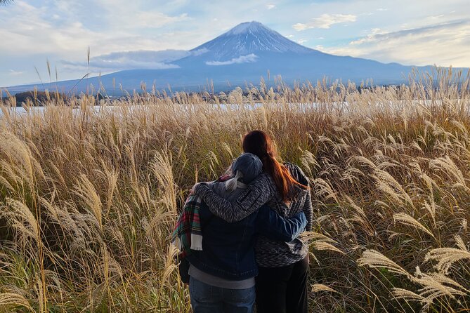 Johnny's Exclusive: Mt. Fuji Adventure from Kawaguchiko - Houtou noodles and a useful lunch break