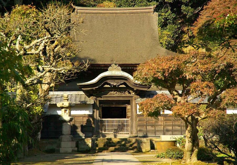 Kamakura: A Journey Through Medieval Japan - The Great Buddha at Kotoku-in