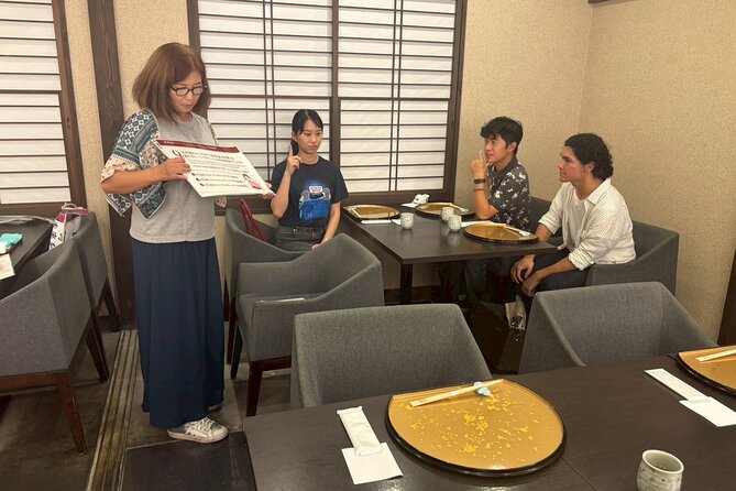 Kawagoe Japanese Food Tour : Unagi Kaiseki and Sake near Tokyo - A small group makes the demonstration easier to follow