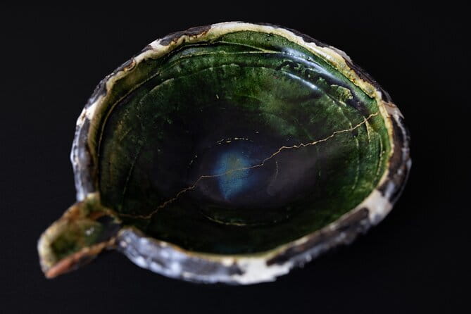 Kintsugi Workshop Class in Shibuya, Tokyo with mon cadeau - The warm human side of Mon Cadeau