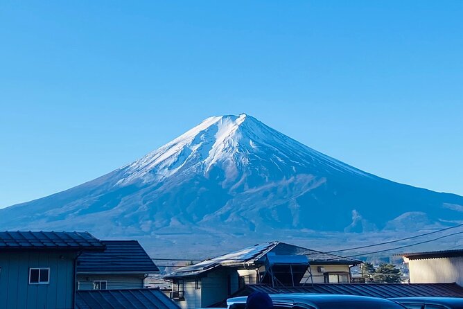 Majestic Mt. Fuji & Hakone Retreat –A Private Day Tour from Tokyo - Oshino Hakkai and Lake Yamanaka