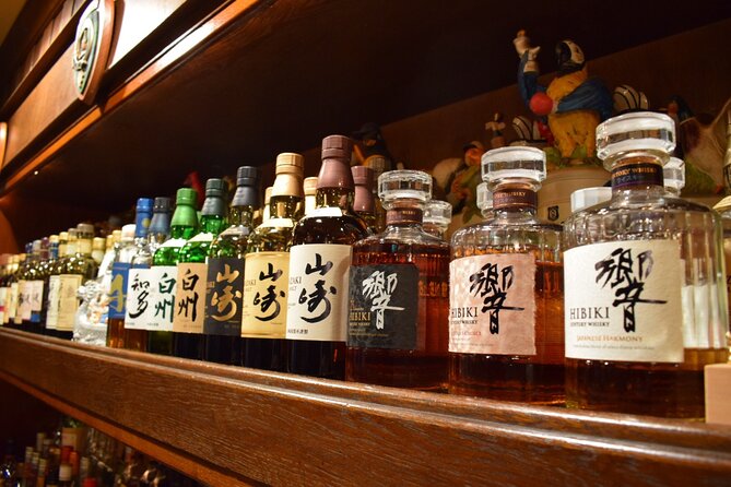 《MEMBERS-ONLY-BAR-HOPPING》Discover Your Special Whiskey in Tokyo! - First stop: three drinks in a tiny authentic bar