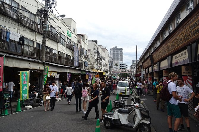 Morning Market Adventure: Toyosu & Tsukiji with Tuna Auction - What the tour does not promise