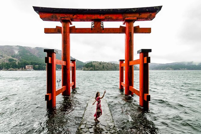 Mt. Fuji and Hakone Private Tour with English Speaking Guide - Oishi Park, flowers, and a quieter lake view