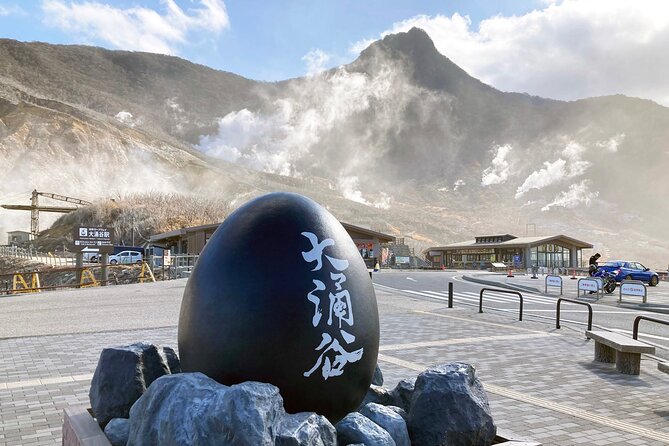 Mt. Fuji & Hakone Bus Tour Bullet Train Return & 28-Hotel Pick-up - Lake Ashi’s pirate ship and Hakone Shrine