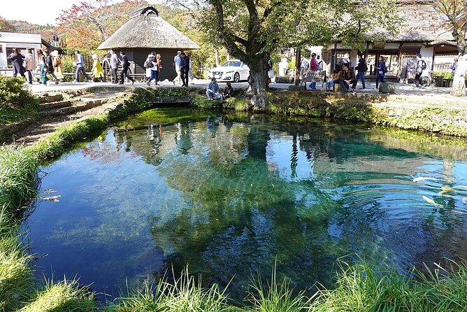Mt. Fuji Tours with Kawaguchi Lake Ropeway View English Speaking - Lake Kawaguchiko: more than a cable-car queue