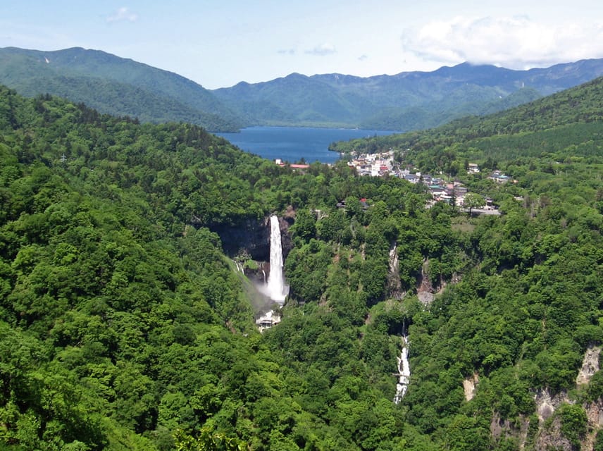 Nikko: Private Walking Tour with Local Guide - Iroha Zaka, Lake Chuzenji, and the change in scenery
