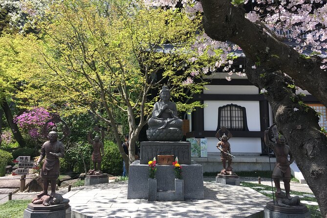 Private Car Tour to see Highlights of Kamakura, Enoshima, Yokohama from Tokyo - Trade temples for Yokohama’s waterfront