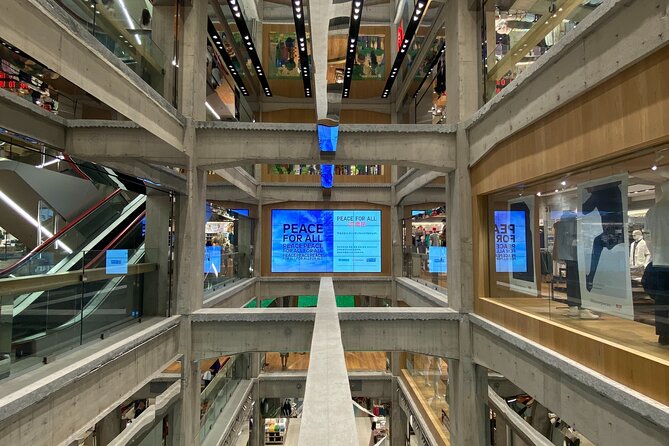 Private Ginza Architecture Walking Tour - Maison Hermès and Mikimoto: brand buildings as public art