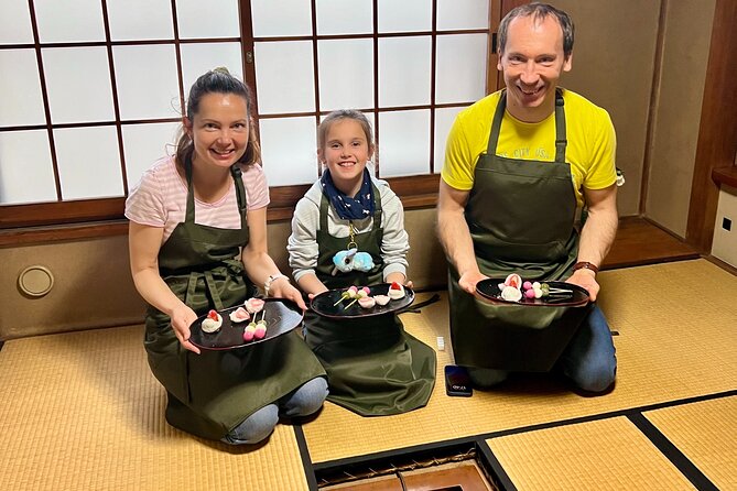 Private Mochi Sweets Making class near Shibuya area - The Sangenjaya meeting point and neighborhood