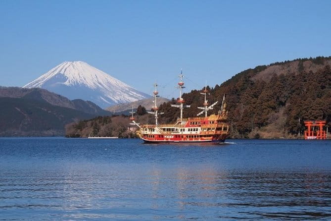 Private Tour - Hakone Day Trip! A Tour to Explore All Must-Sees! - The Hakone Ropeway and volcanic Owakudani
