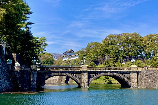 Private Tour - History, Art and Nature at the Imperial Palace - Starting beneath Tokyo Station’s red-brick facade