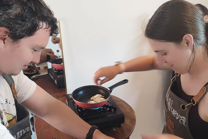 Ramen & Dumpling Cooking in Tokyo with Chef/Vegan possible - A Small Group With Warm Hosts