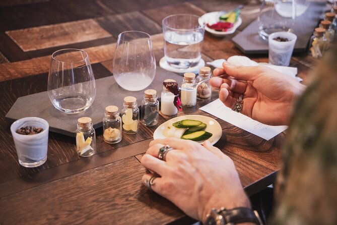 Sake Omakase in Tokyo: Guided Tasting by Certified Sommeliers - Why the food pairings matter