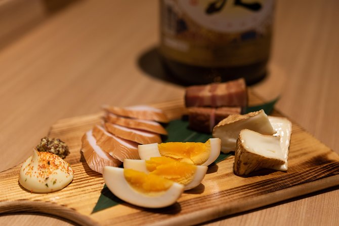 Sake Tasting Masterclass in Shinjuku (8+ Varieties with a Pro) - How much value do you get for $72.29?