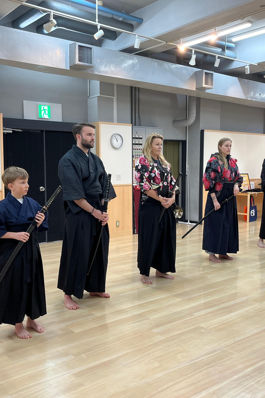 SAMURAI EXPERIENCE in Tokyo（Harajuku）【SAMURAI've】 - Who will enjoy this samurai activity