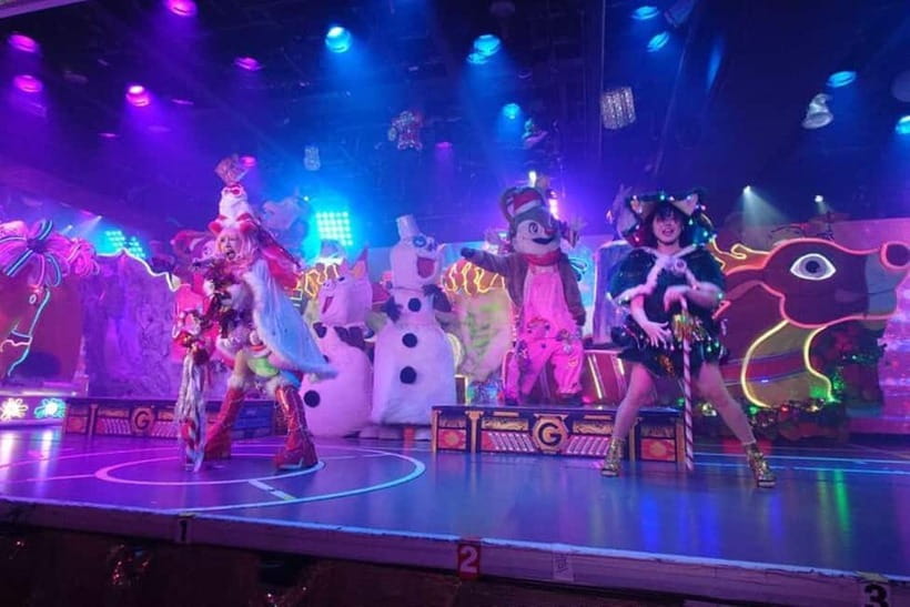 Samurai themed Entertainment show in Shinjuku - Is the area a problem?