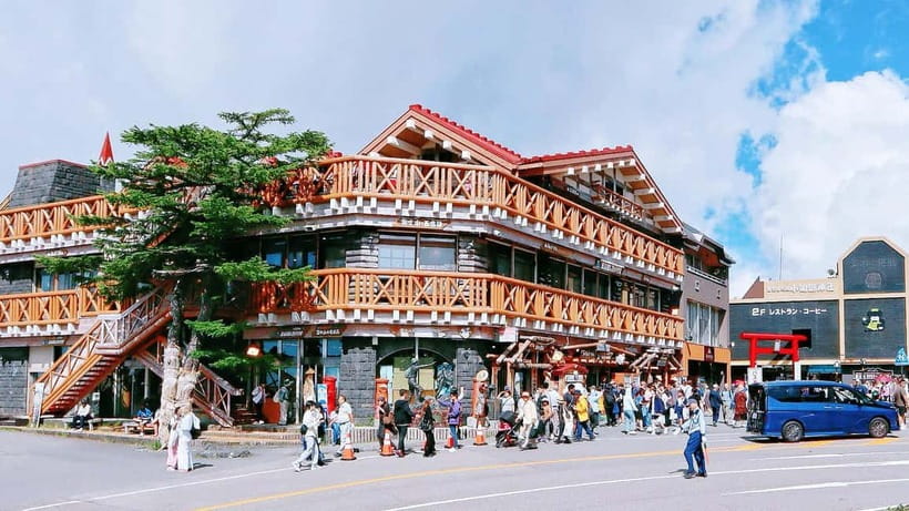 [Seasonal Limited] Mt. Fuji 5th Station &Hot Spring Day Tour - Guides, language, and group style